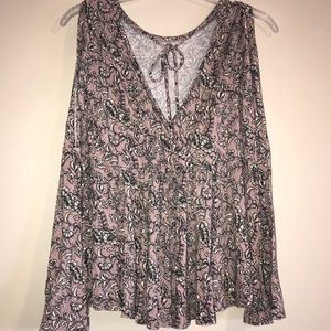 American Eagle Detailed Top